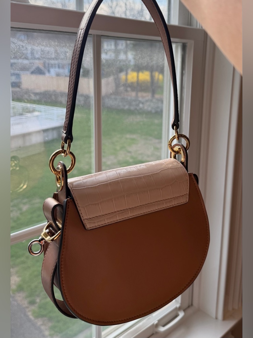 Chloe Tricolor Shoulder Bag - Picture 12 of 16